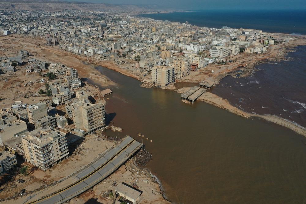 Vue aérienne de la dévastation après les inondations causées par la tempête Daniel qui a ravagé la région, à Derna, en Libye, le 17 septembre 2023. © Halil Fidan/Anadolu Agency via AFP