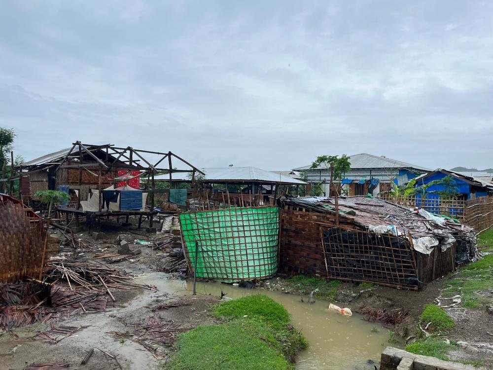 Un mois après le passage du cyclone Mocha dans certaines régions du Myanmar, le personnel de MSF continue de constater les dégâts causés par la tempête dans de nombreuses régions de Rakhine. 