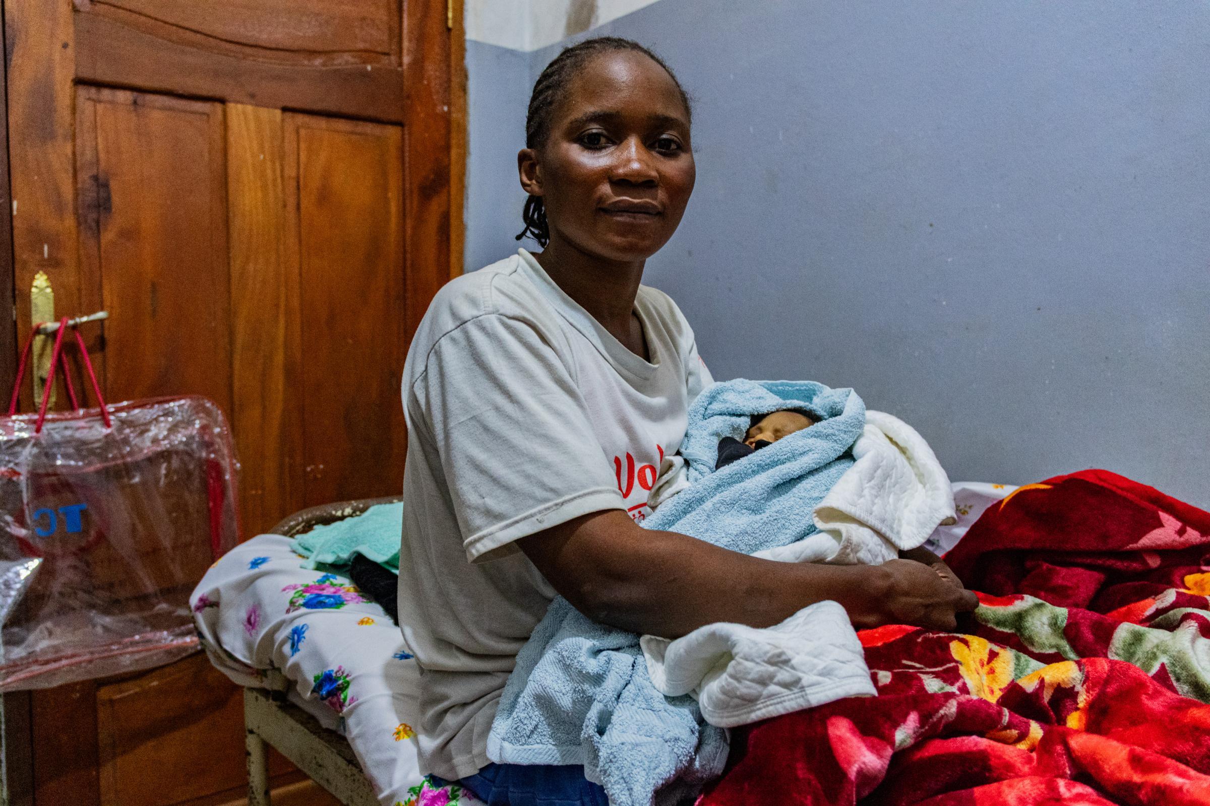 Épidémie de maladie Ebola en RDC : les enfants paient un lourd tribut mais restent exclus des innovations médicales